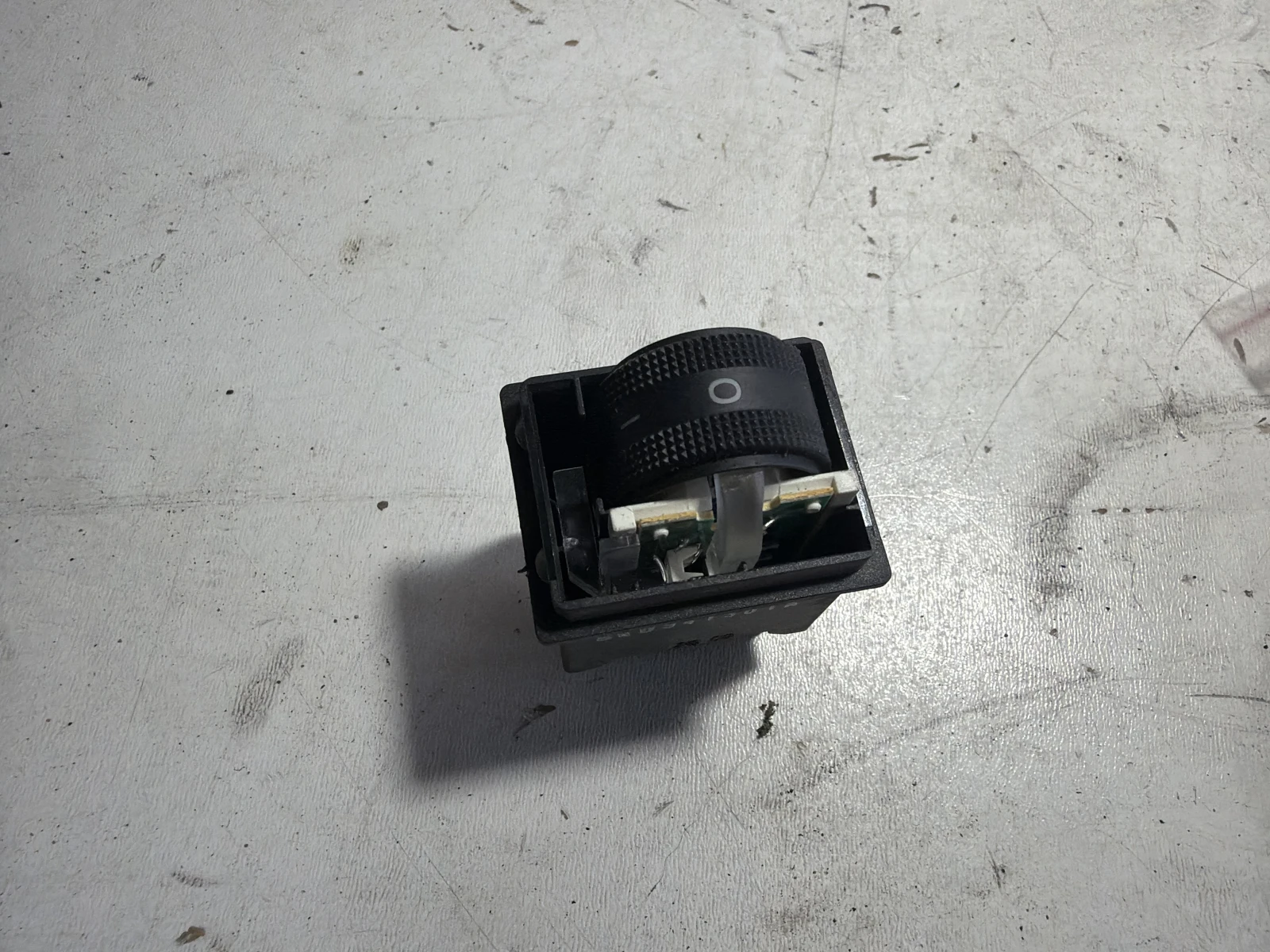 копче реглаж фарове 8K0941301A Audi A4
