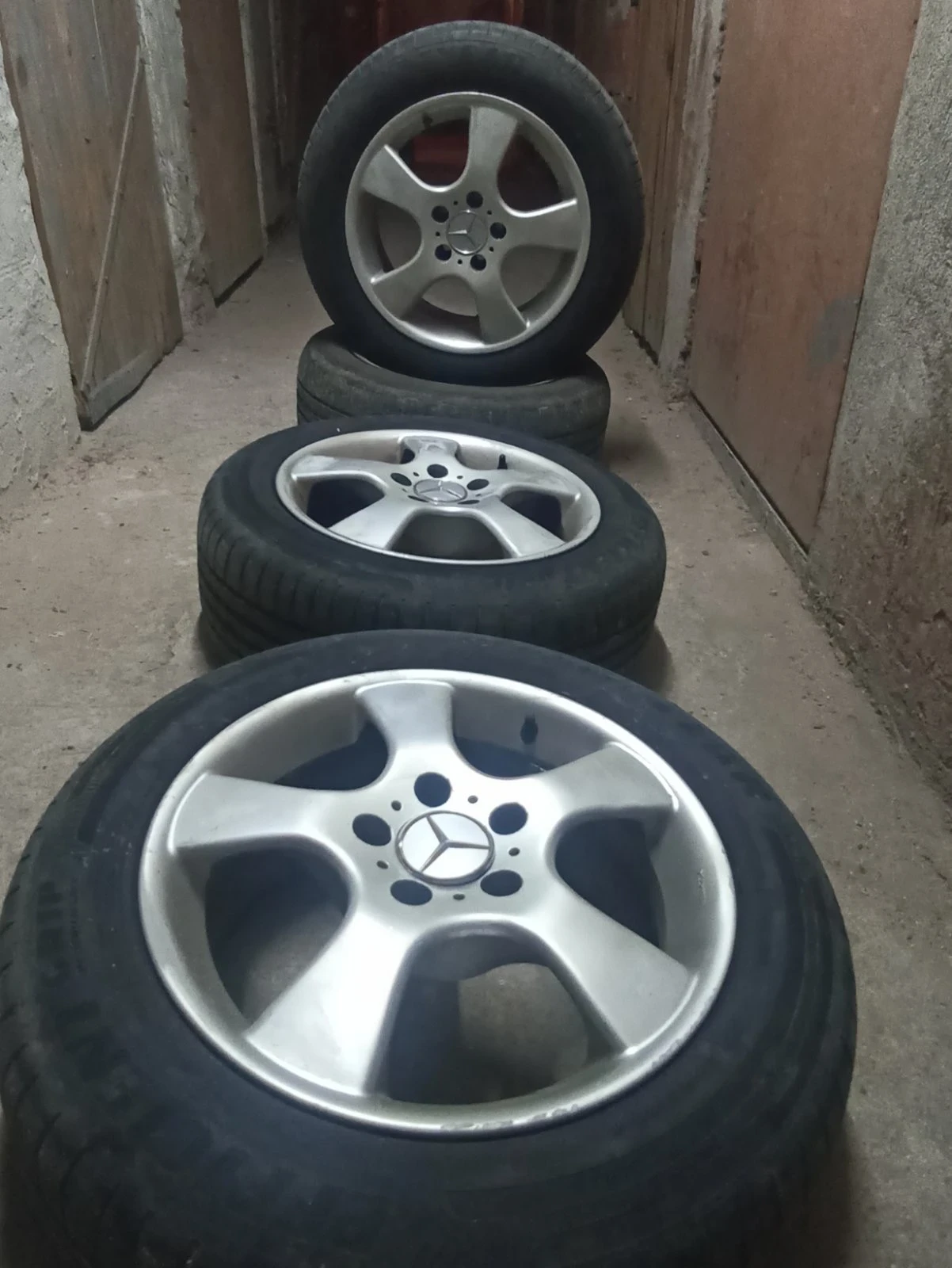 ���� � ������ 205/60R16 �� Mercedes-Benz | Mobile.bg � ����������� 1