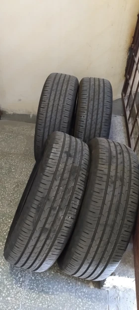 Гуми Летни 205/60R16, снимка 1 - Гуми и джанти - 47912024