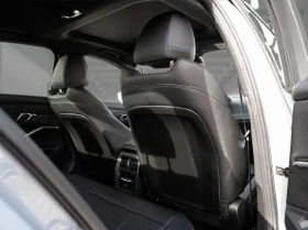 BMW 320 i xDrive = M-Sport = Гаранция, снимка 12