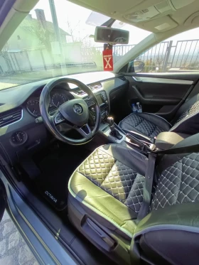 Skoda Octavia 1.6TDI DSG/NAVI/2ключа/хамелеон , снимка 7