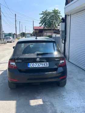 Skoda Fabia 31.000 км нова, снимка 5