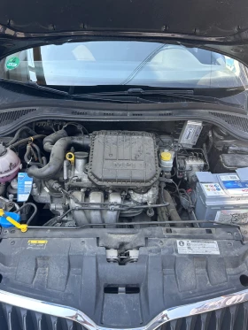 Skoda Fabia 31.000 км нова, снимка 11