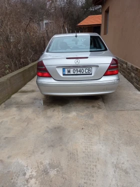 Mercedes-Benz E 270, снимка 4