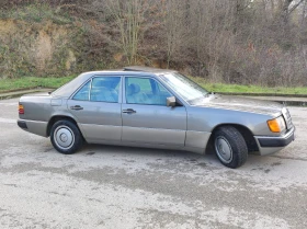 Mercedes-Benz 124 200D, снимка 8