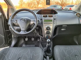 Toyota Yaris 1.3.101, снимка 12