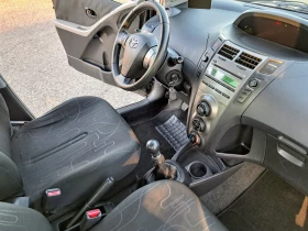 Toyota Yaris 1.3.101, снимка 13