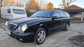 Mercedes-Benz E 320 GAS 4MATIC , снимка 10