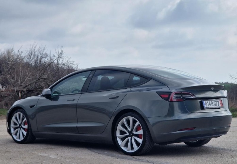 Tesla Model 3 Европейска Performance, снимка 11 - Автомобили и джипове - 44512505