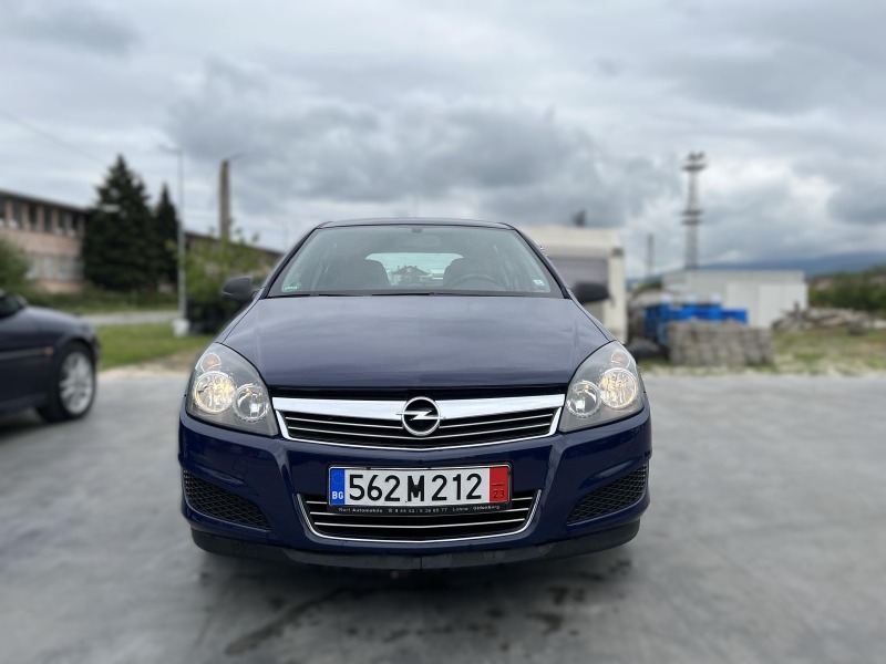 Opel Astra TDCI, снимка 1 - Автомобили и джипове - 45544742
