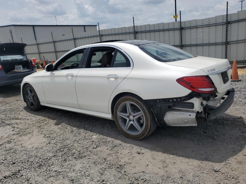 Mercedes-Benz E 300 4MATIC, снимка 2 - Автомобили и джипове - 47281324