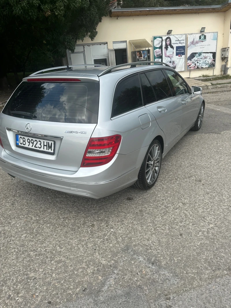 Mercedes-Benz C 220 2.2d, снимка 4 - Автомобили и джипове - 47325152