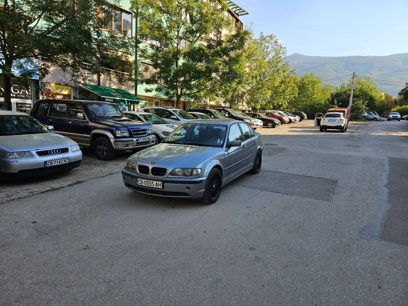 BMW 320, снимка 2 - Автомобили и джипове - 47332836