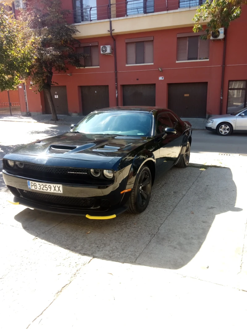 Dodge Challenger, снимка 1 - Автомобили и джипове - 47447799