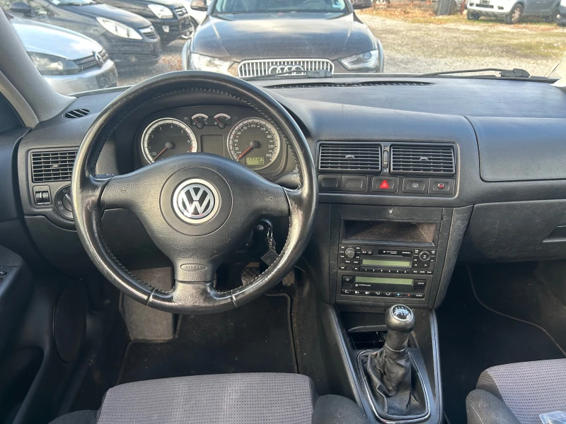 VW Golf 1.6-105к., снимка 15 - Автомобили и джипове - 48140634