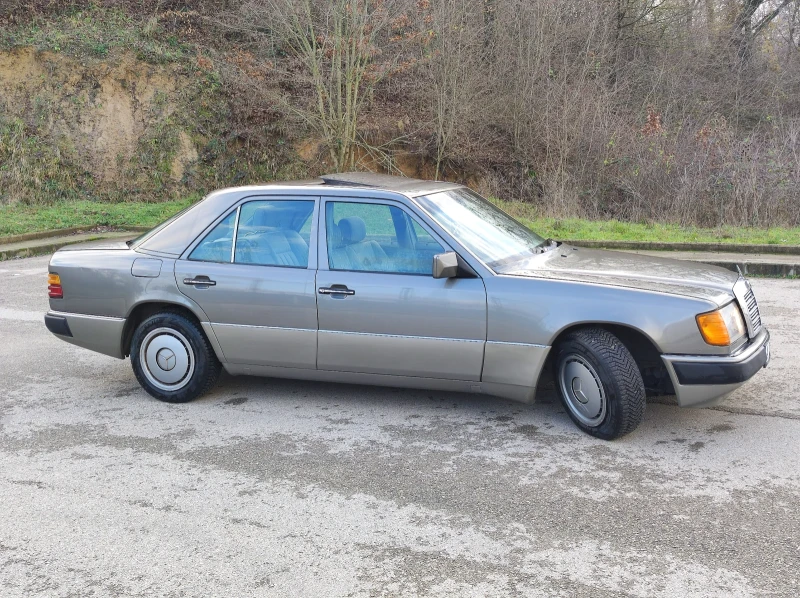 Mercedes-Benz 124 200D, снимка 8 - Автомобили и джипове - 48345542