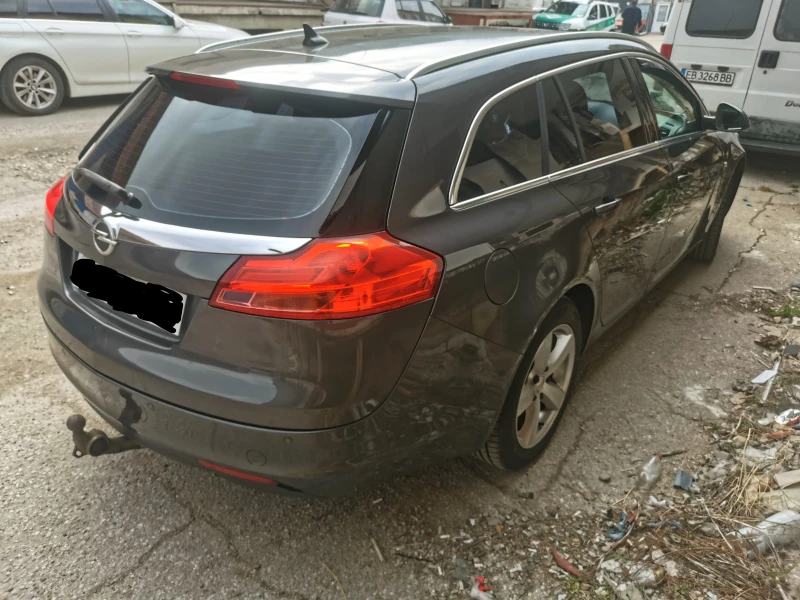 Opel Insignia 2.0, снимка 10 - Автомобили и джипове - 48681944