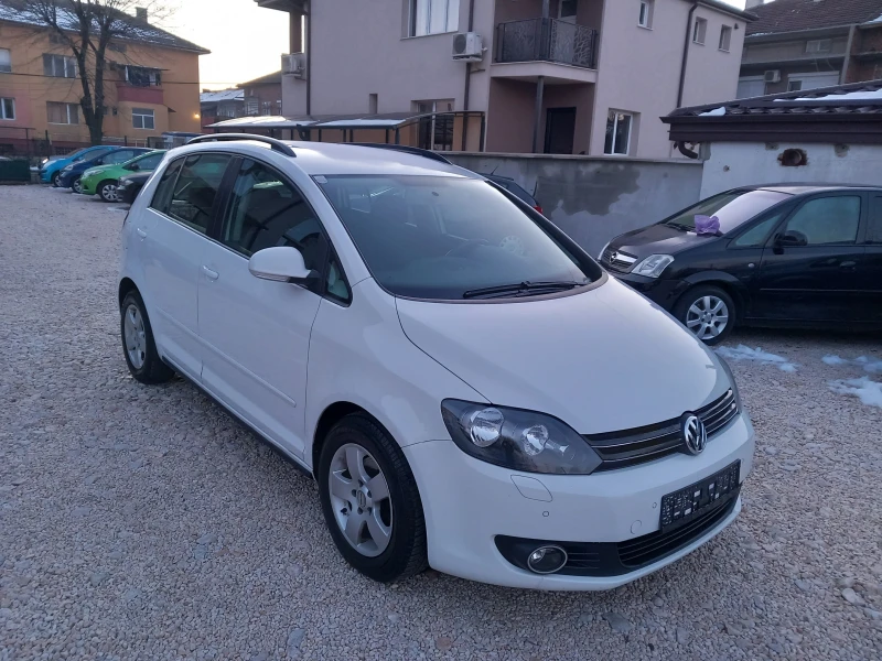 VW Golf Plus 1.6TDI Автоматик Navi, снимка 7 - Автомобили и джипове - 48720720