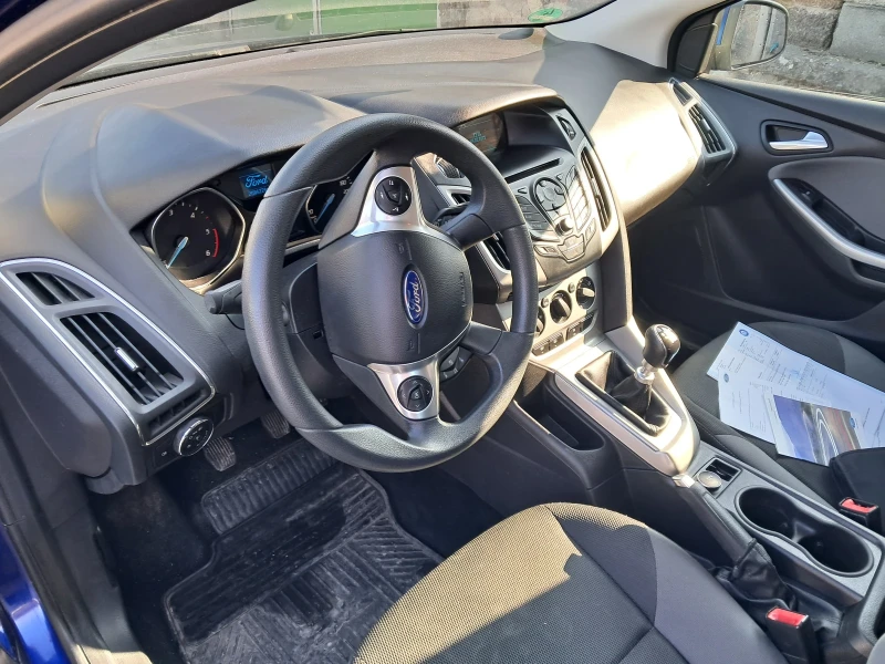 Ford Focus 1.6 ..115 кс, снимка 8 - Автомобили и джипове - 49039594