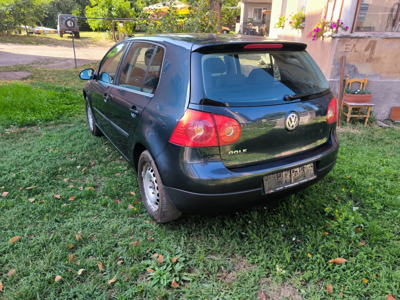 VW Golf 5, снимка 5 - Автомобили и джипове - 52082583