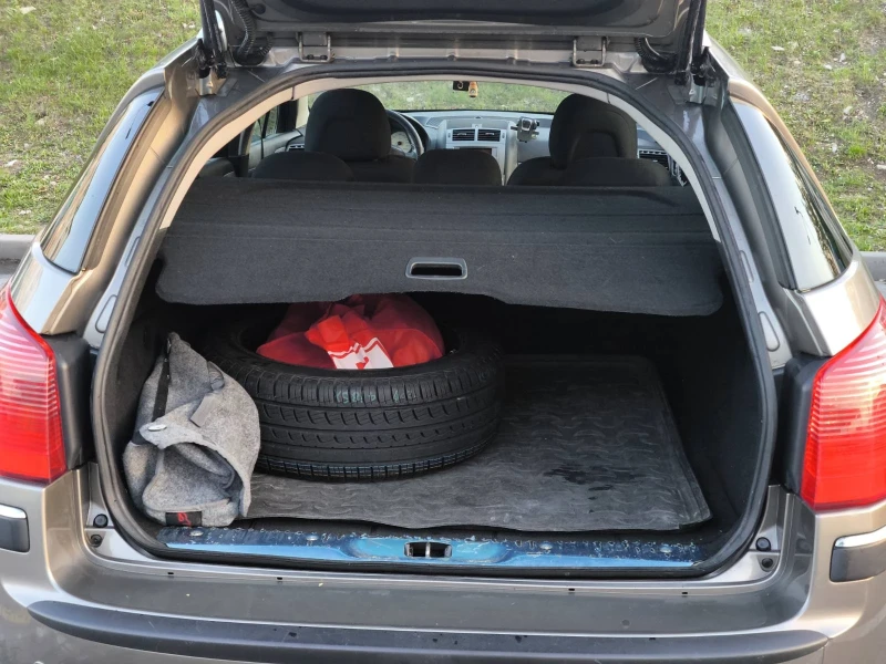 Peugeot 407 2.0 136к.с Газ/Бензин, снимка 6 - Автомобили и джипове - 52067573