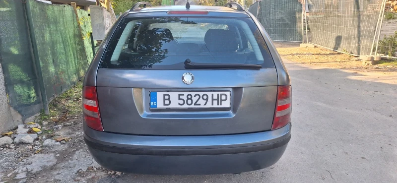Skoda Fabia, снимка 2 - Автомобили и джипове - 52121254