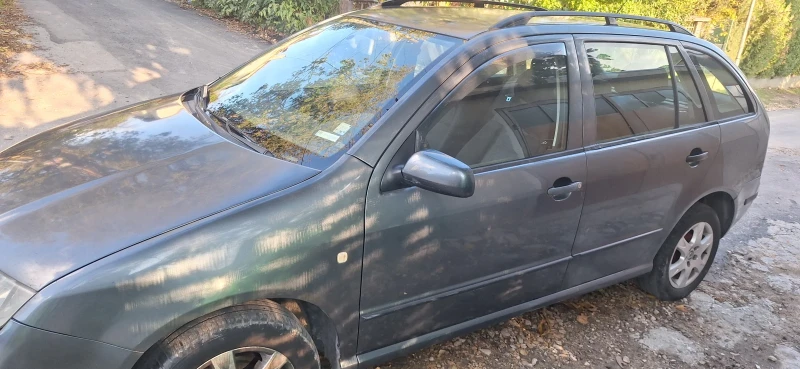Skoda Fabia, снимка 5 - Автомобили и джипове - 52121254