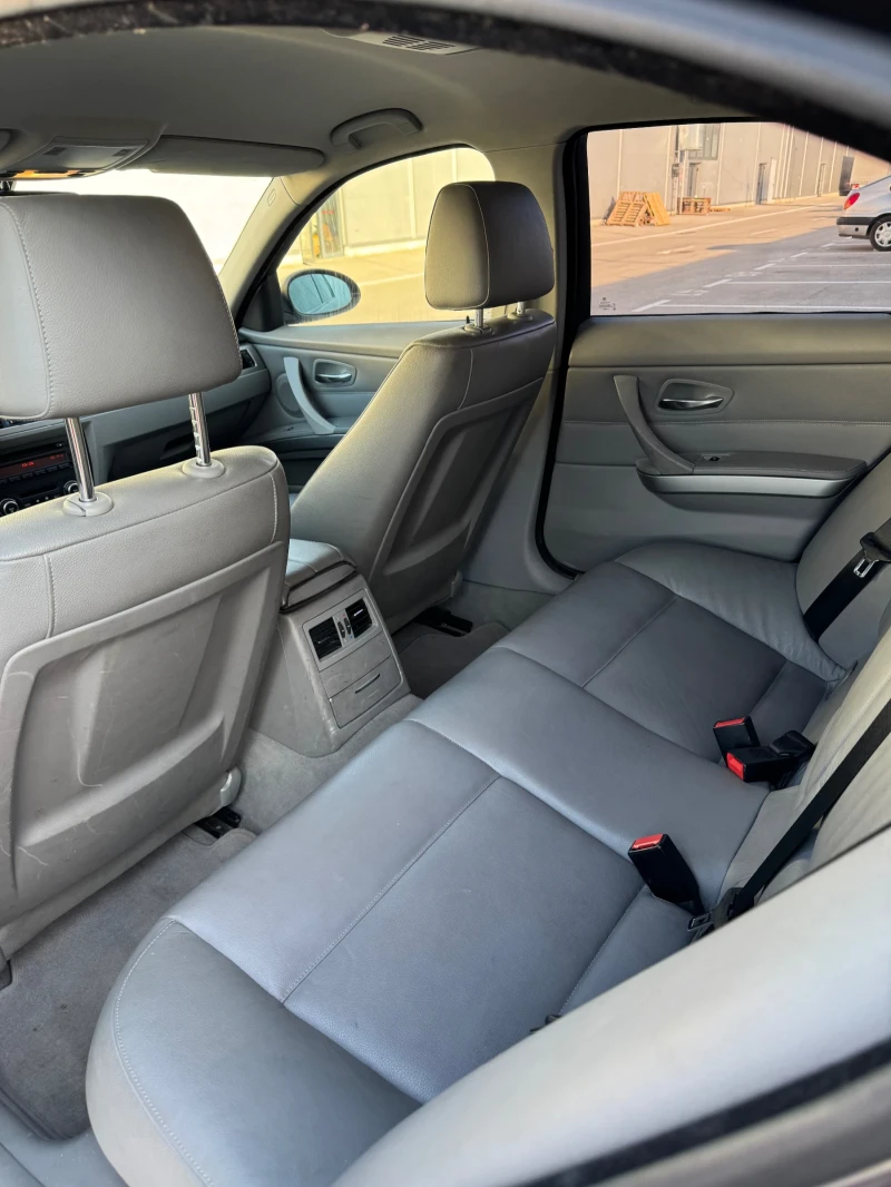 BMW 320, снимка 7 - Автомобили и джипове - 52568021