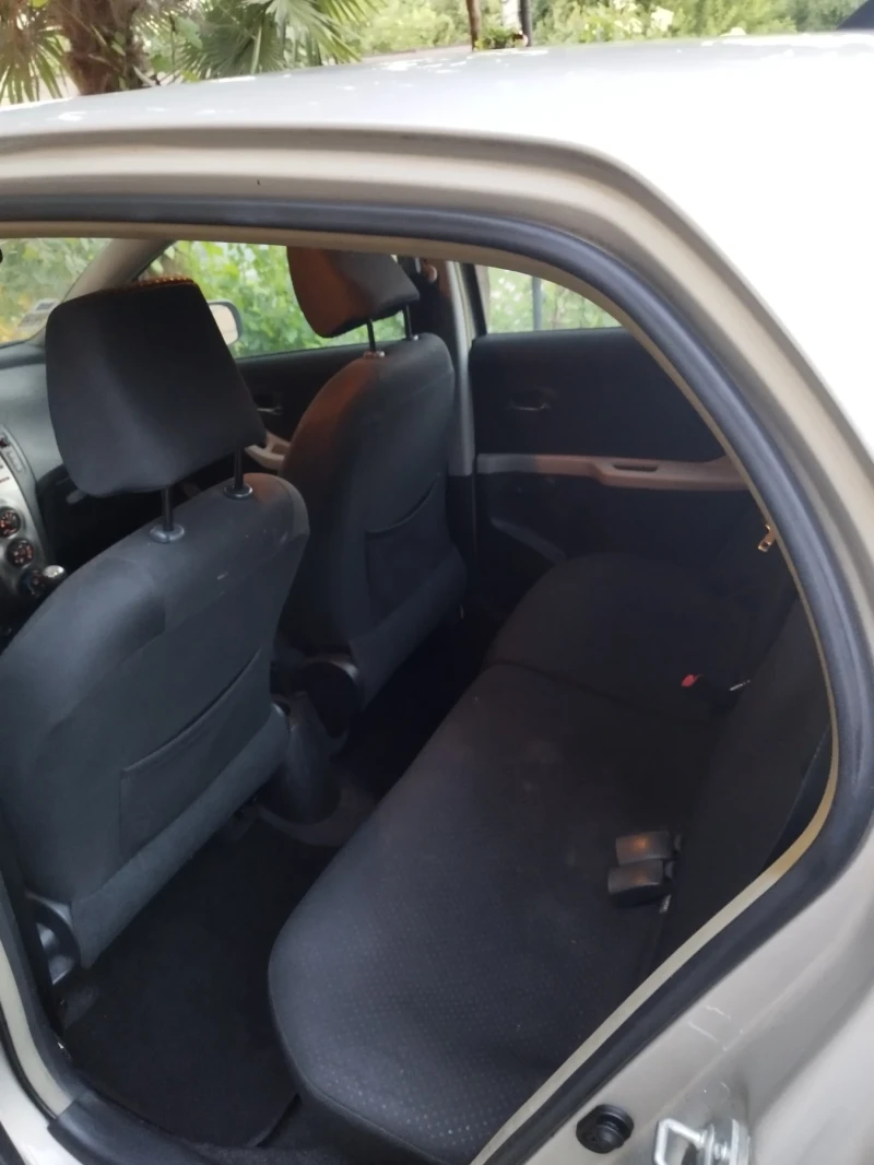 Toyota Yaris 1.4 D4D, снимка 12 - Автомобили и джипове - 52458179