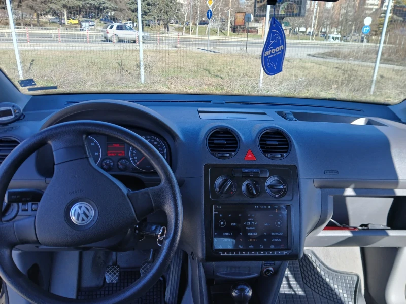 VW Caddy, снимка 5 - Автомобили и джипове - 52567527