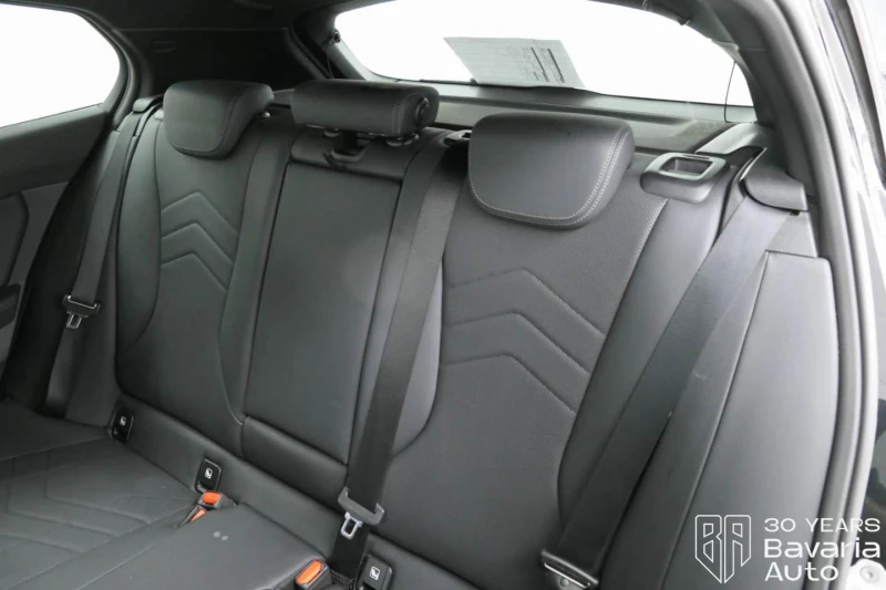 BMW 120 d M Sport Paket Steptronic, снимка 8 - Автомобили и джипове - 52727226