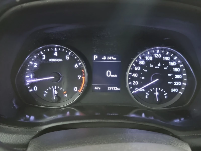 Hyundai Elantra CARFAX* АВТОФИНАНСИРАНЕ* БЕЗ ПЪРВОНАЧАЛНА ВНОСКА* , снимка 7 - Автомобили и джипове - 52746269