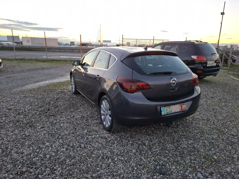 Opel Astra 1.6i, снимка 3 - Автомобили и джипове - 52906055