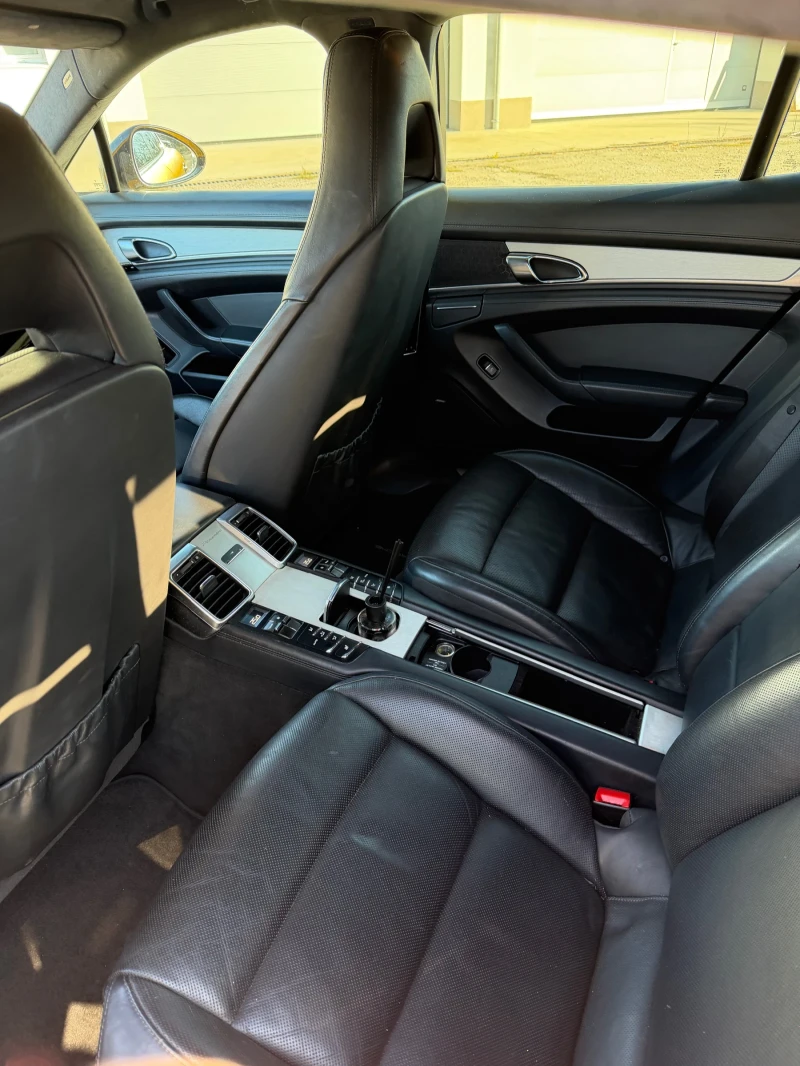 Porsche Panamera, снимка 7 - Автомобили и джипове - 52927566