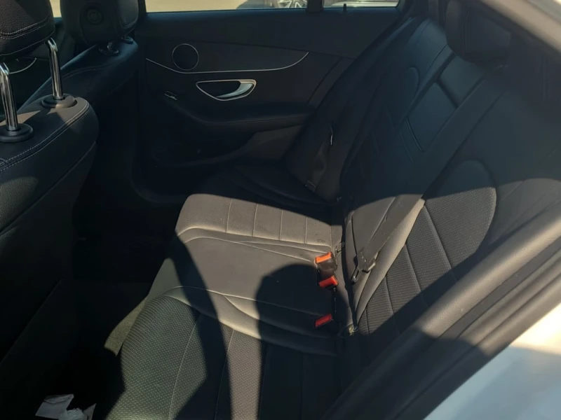Mercedes-Benz C 300 * CARFAX * ЦЕНА ДО БГ, снимка 9 - Автомобили и джипове - 53008716