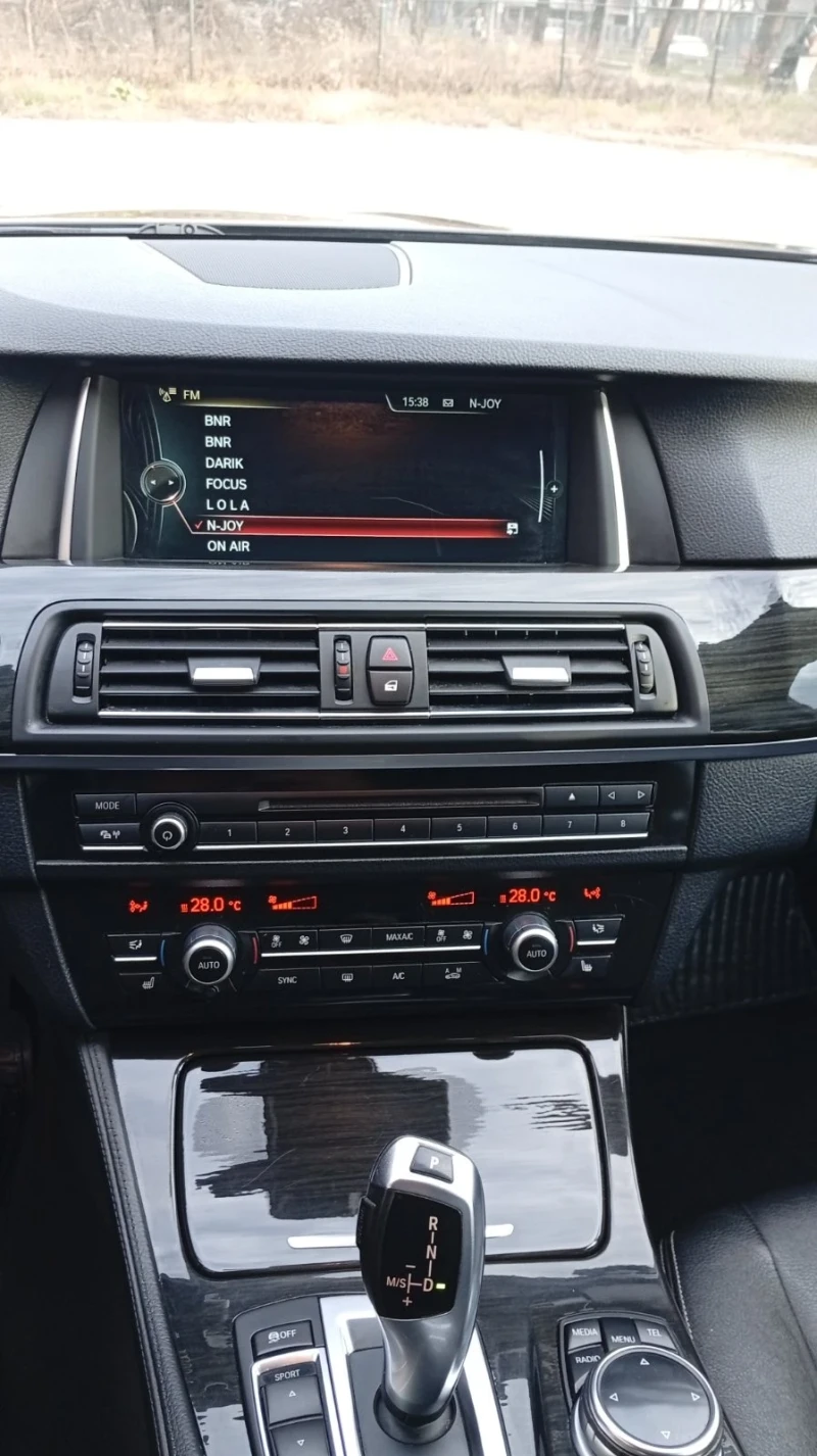 BMW 520 X-Drive LUXURY , снимка 14 - Автомобили и джипове - 53343544