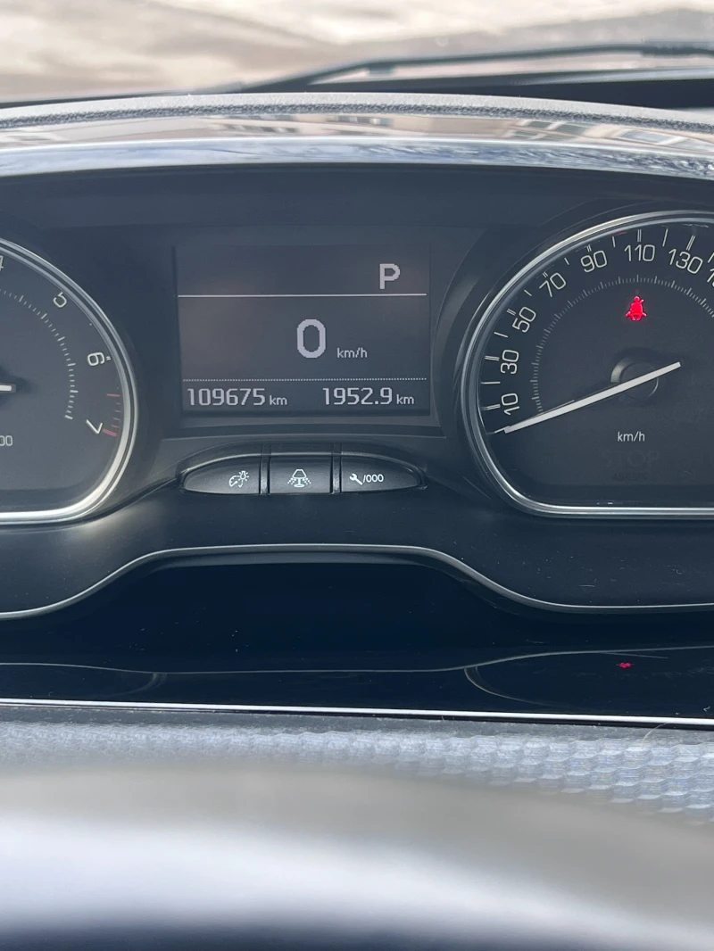 Peugeot 2008, снимка 7 - Автомобили и джипове - 53413320