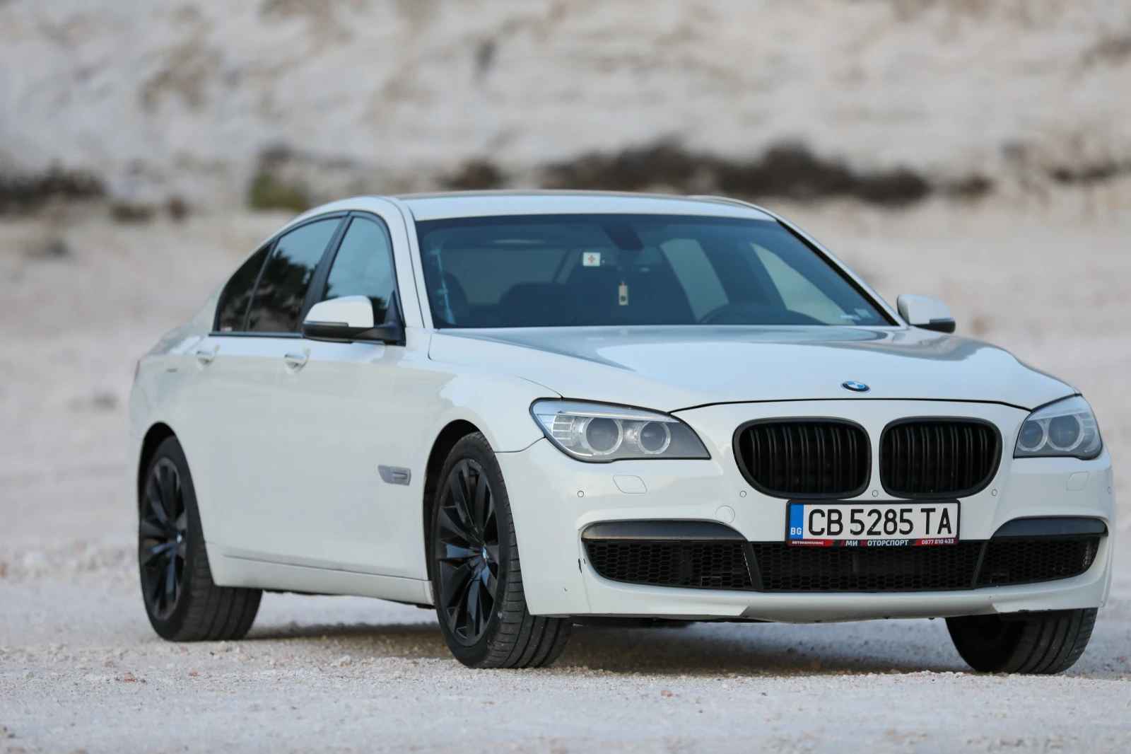 BMW 740 4.0D, снимка 1