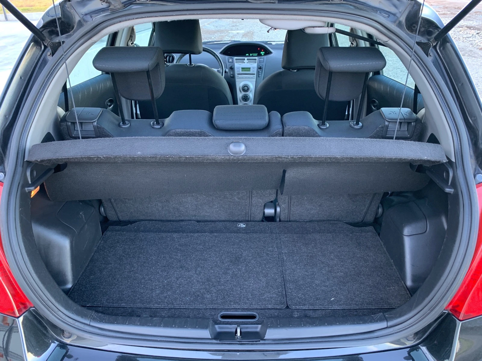 Toyota Yaris 1.3 VVT-i Sol 🇳🇱 | Mobile.bg — изображение 15