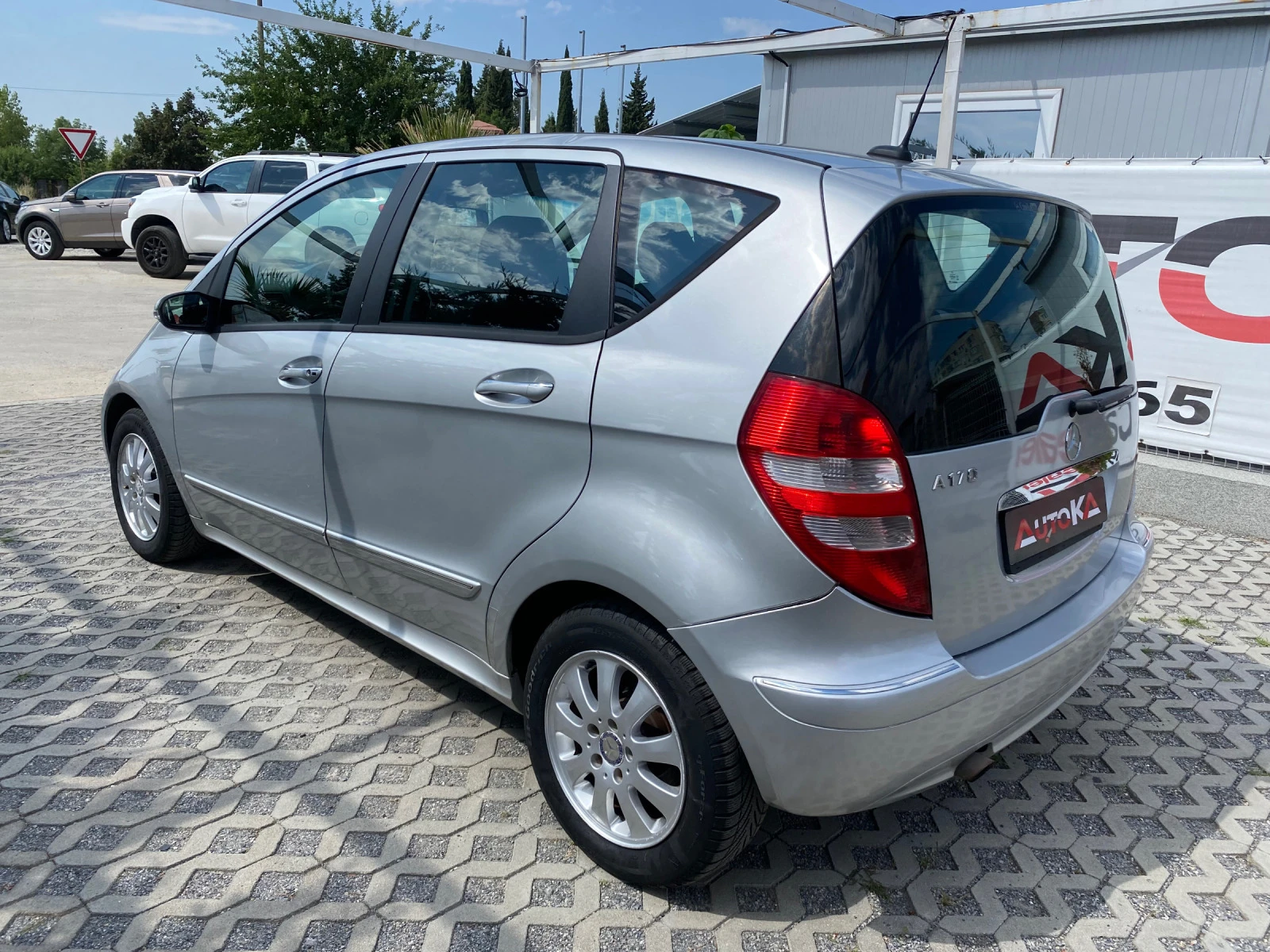 Mercedes-Benz A 170 1.7i-116кс= КЛИМАТИК - изображение 5