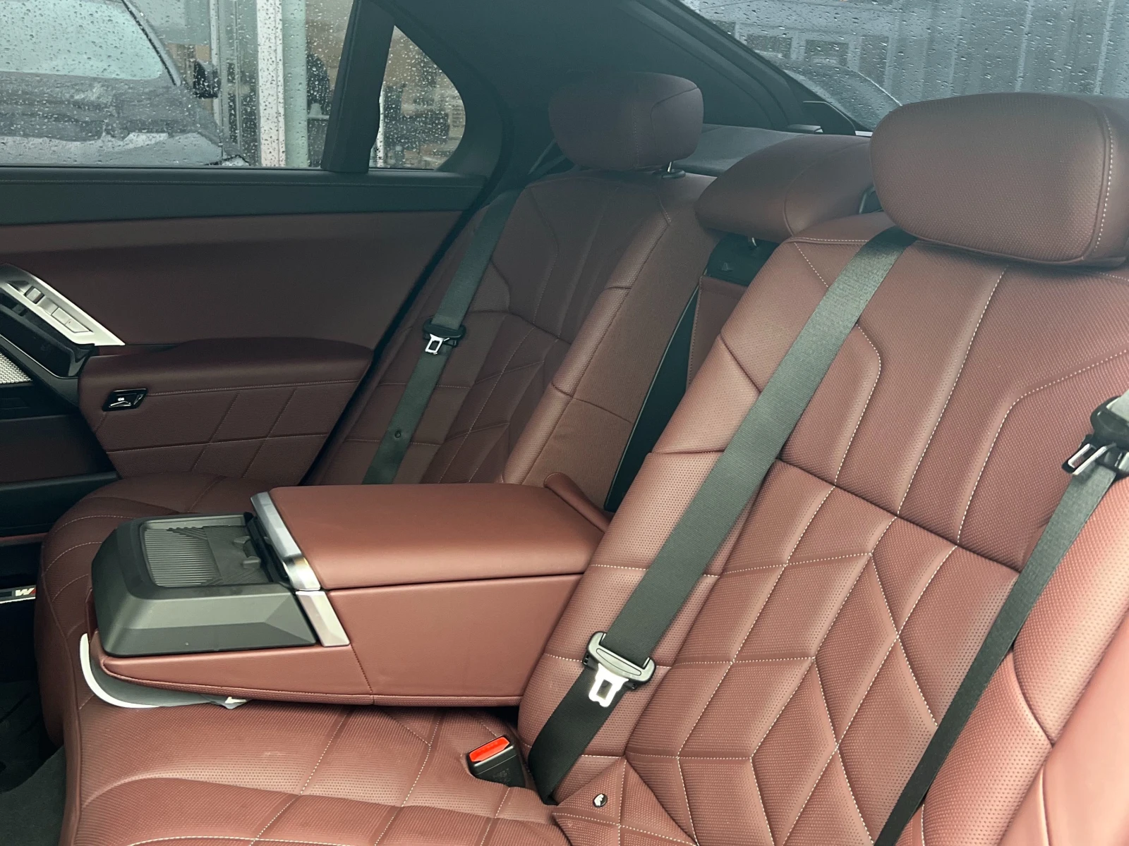 BMW 760 760i xDrive * * CARFAX * * АВТО КРЕДИТ - изображение 10
