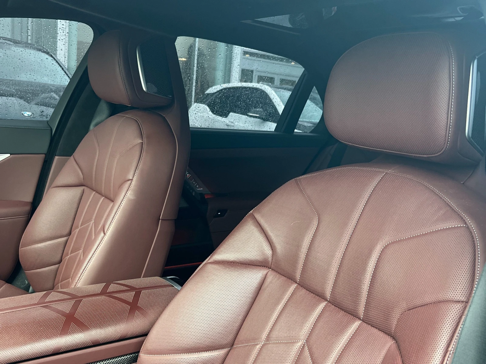 BMW 760 760i xDrive * * CARFAX * * АВТО КРЕДИТ - изображение 9