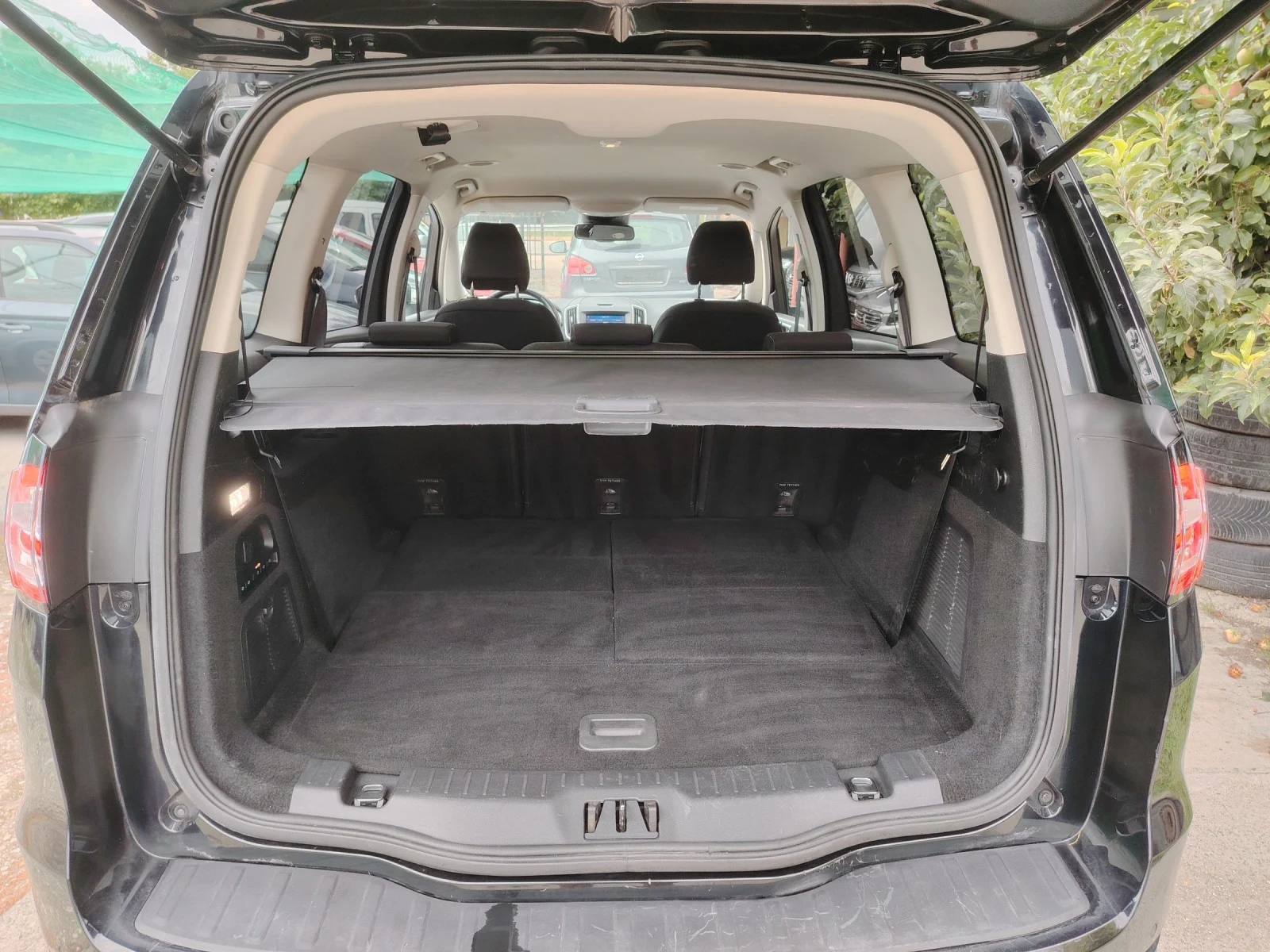 Ford Galaxy 2.0 TDCI - изображение 8