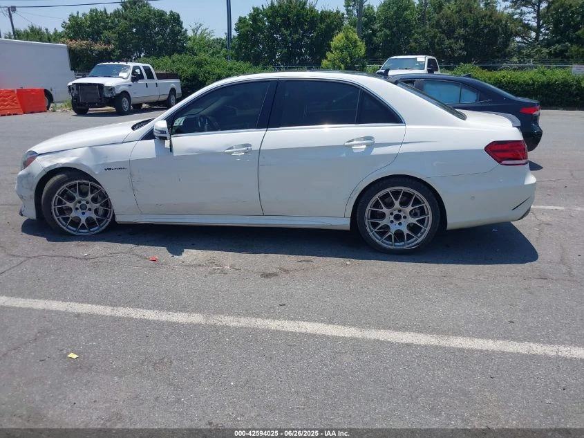 Mercedes-Benz E 500 2014 MERCEDES-BENZ E 550 4MATIC - изображение 6
