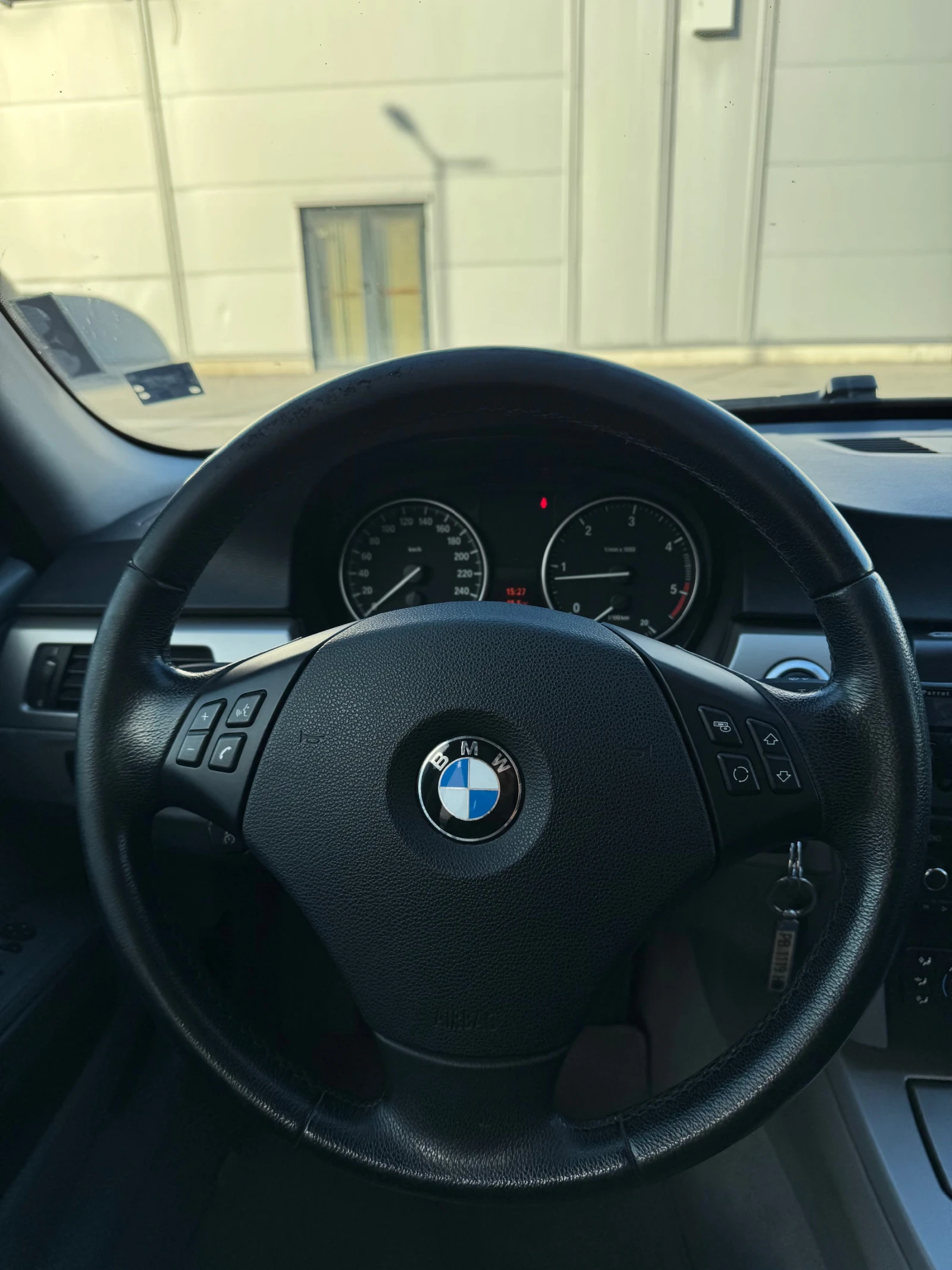 BMW 320 | Mobile.bg   9