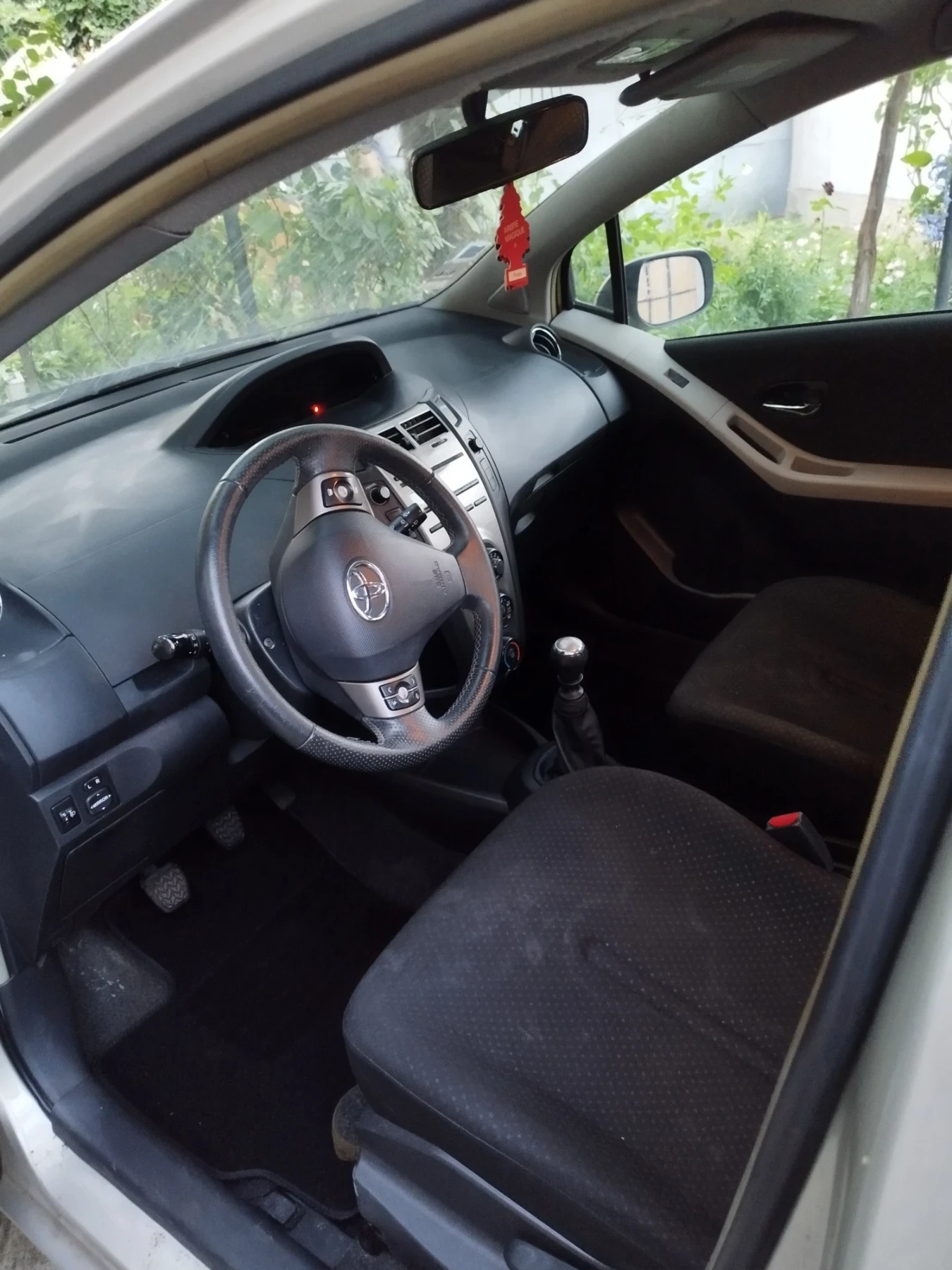 Toyota Yaris 1.4 D4D | Mobile.bg � ����������� 11