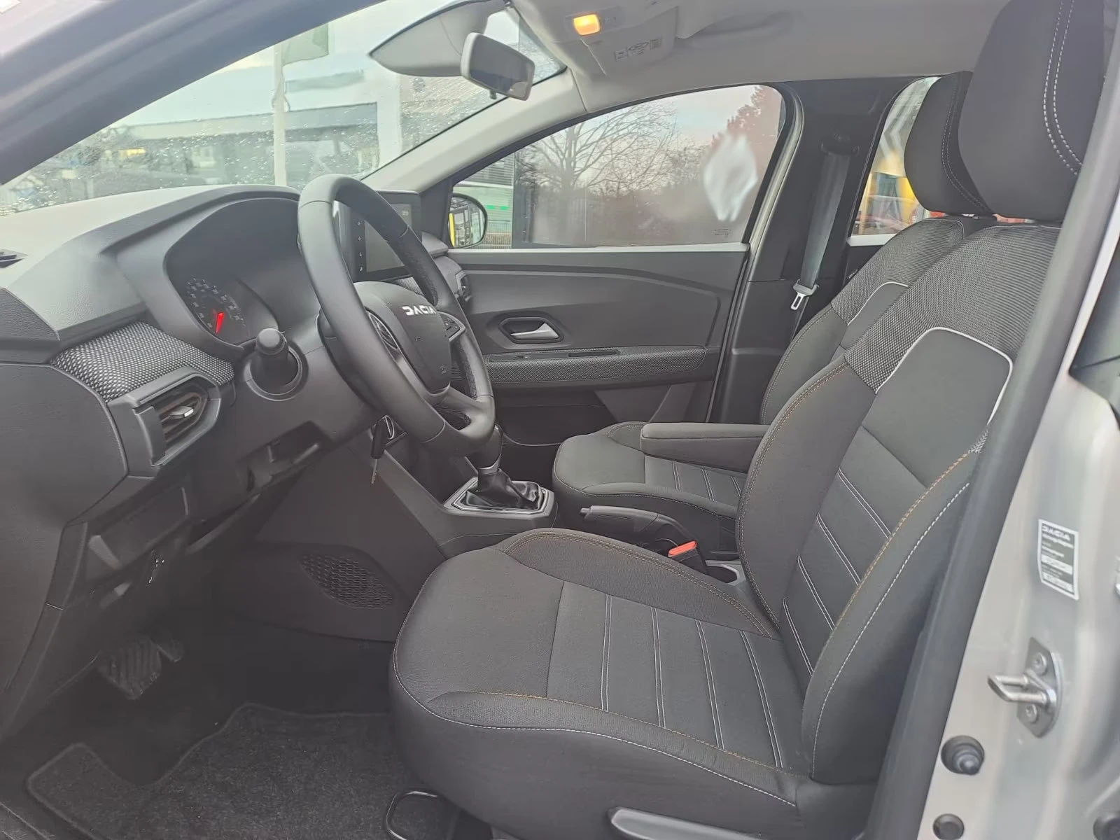 Dacia Sandero EXPRESSION/91HP/STEPWAY/CAM/NAVI/CPLAY/LED/828g - изображение 9