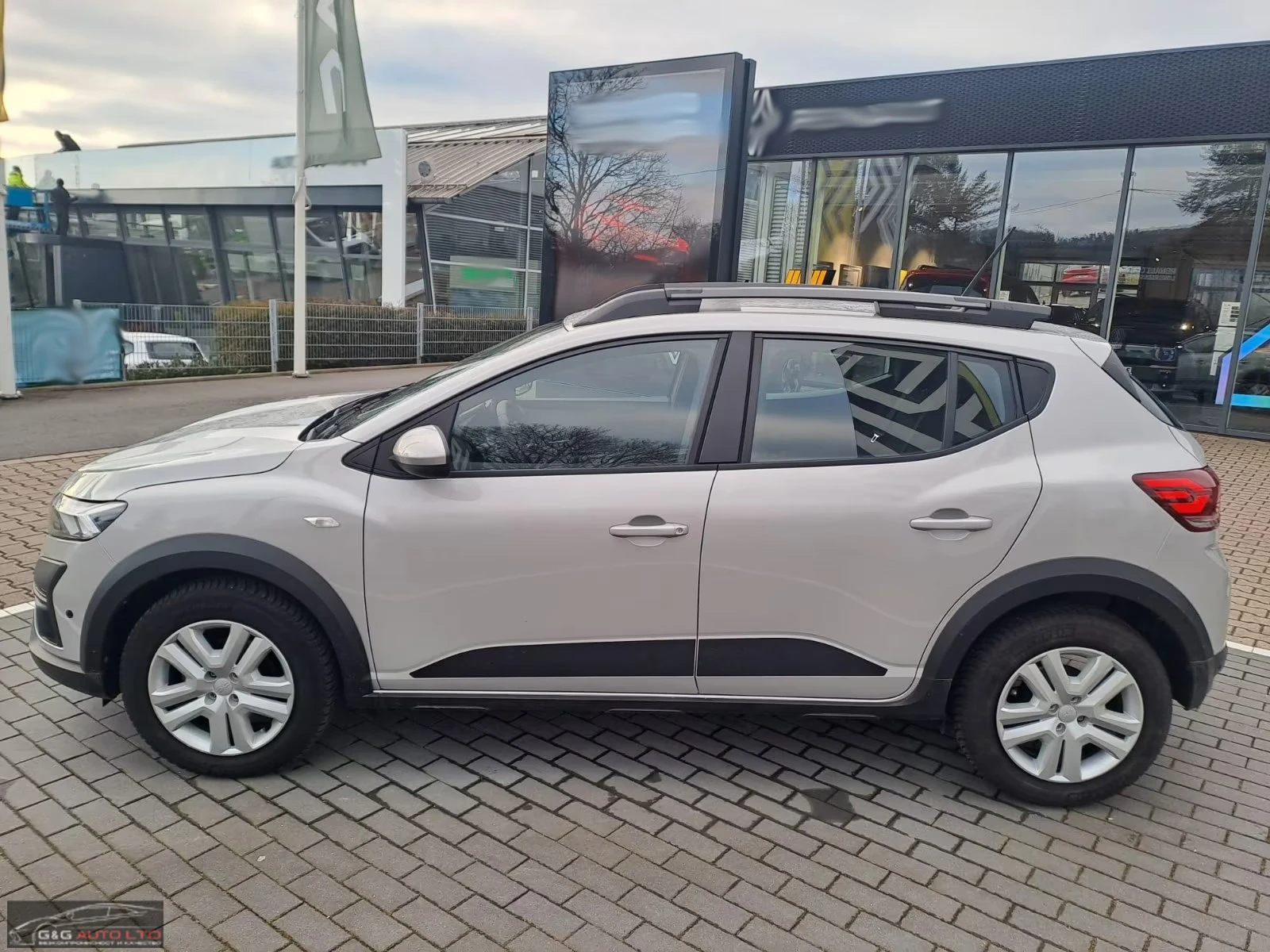 Dacia Sandero EXPRESSION/91HP/STEPWAY/CAM/NAVI/CPLAY/LED/828g - изображение 3