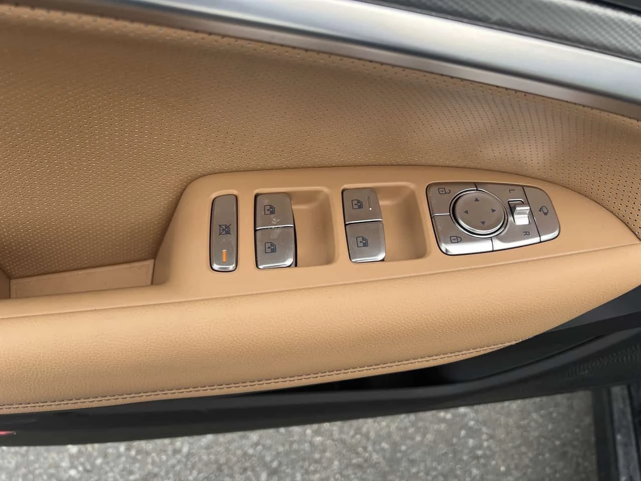 Genesis G70 * 2.5T * PANO* ПОДГРЕВ* KEYLESS*  - изображение 8