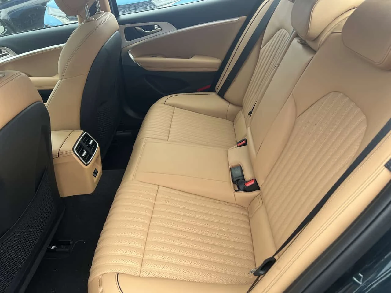 Genesis G70 * 2.5T * PANO* �������* KEYLESS*  | Mobile.bg � ����������� 17
